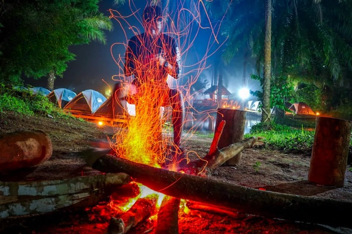 Campfire-Magoroto Estate-Mateys Wild-Tours.