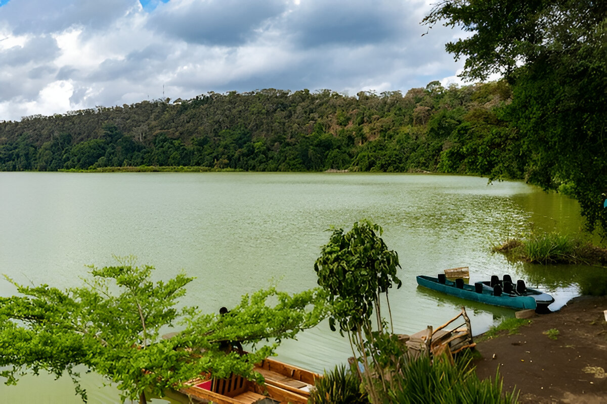 Lake Duluti-Mateys Tours