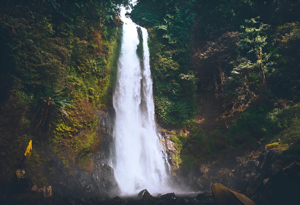 Materuni Waterfalls-Mateys Tours