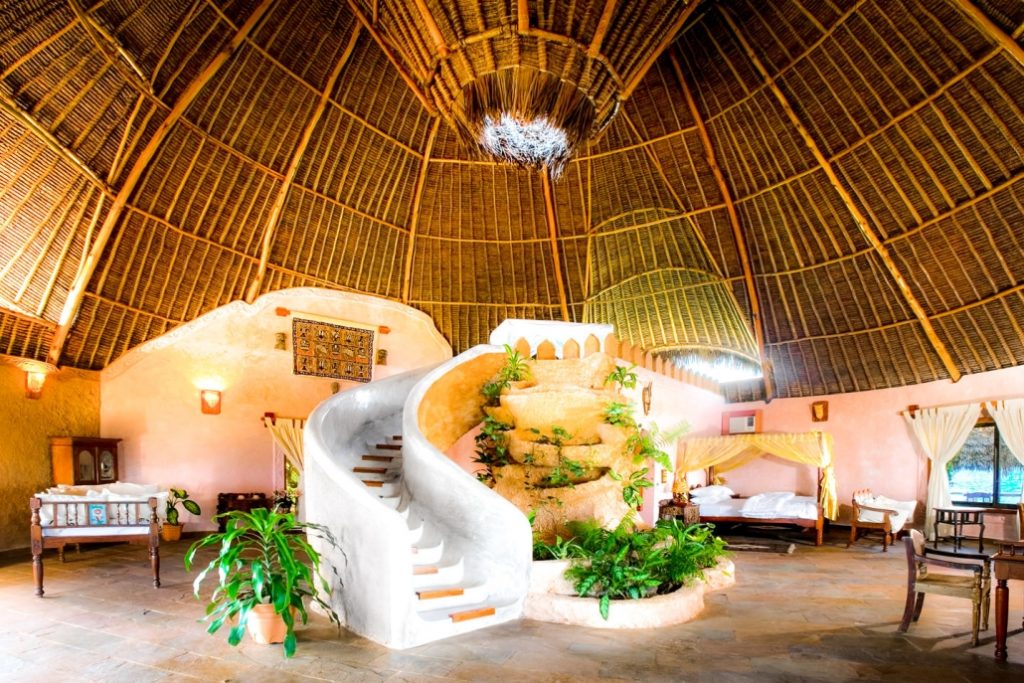 The-sands-at-chale-island-Mateys Wild Tours