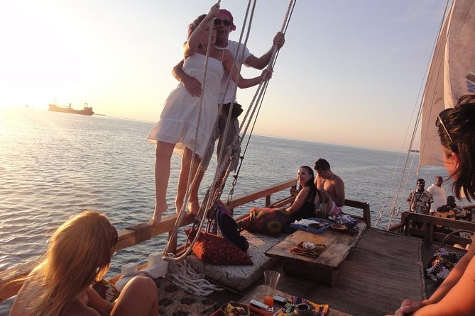 Dhow Sunset Day Trip
